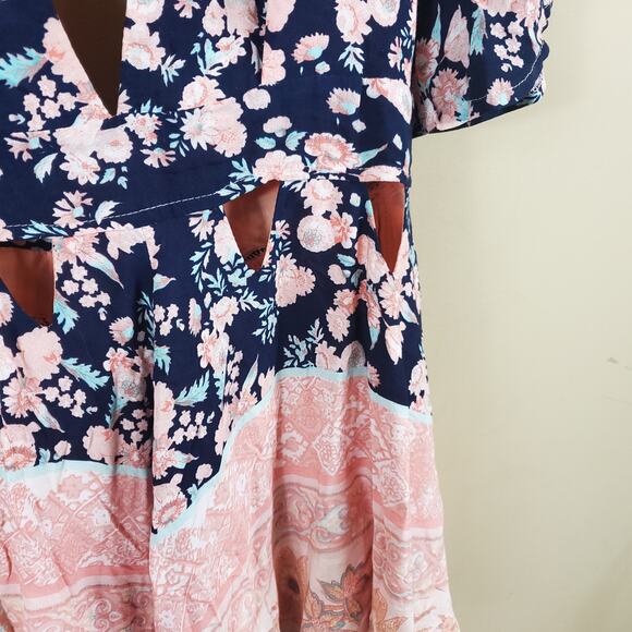 4/$25 Rumor Mixed Print Tie Back Romper with Cutout Detail Size S - Picture 3 of 13